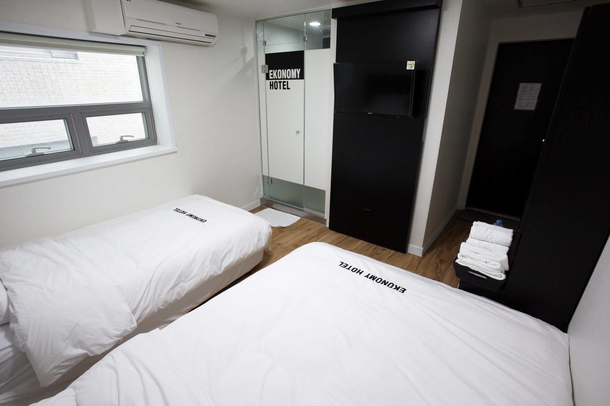 Ekonomy Hotel Myeongdong Central Σεούλ Εξωτερικό φωτογραφία