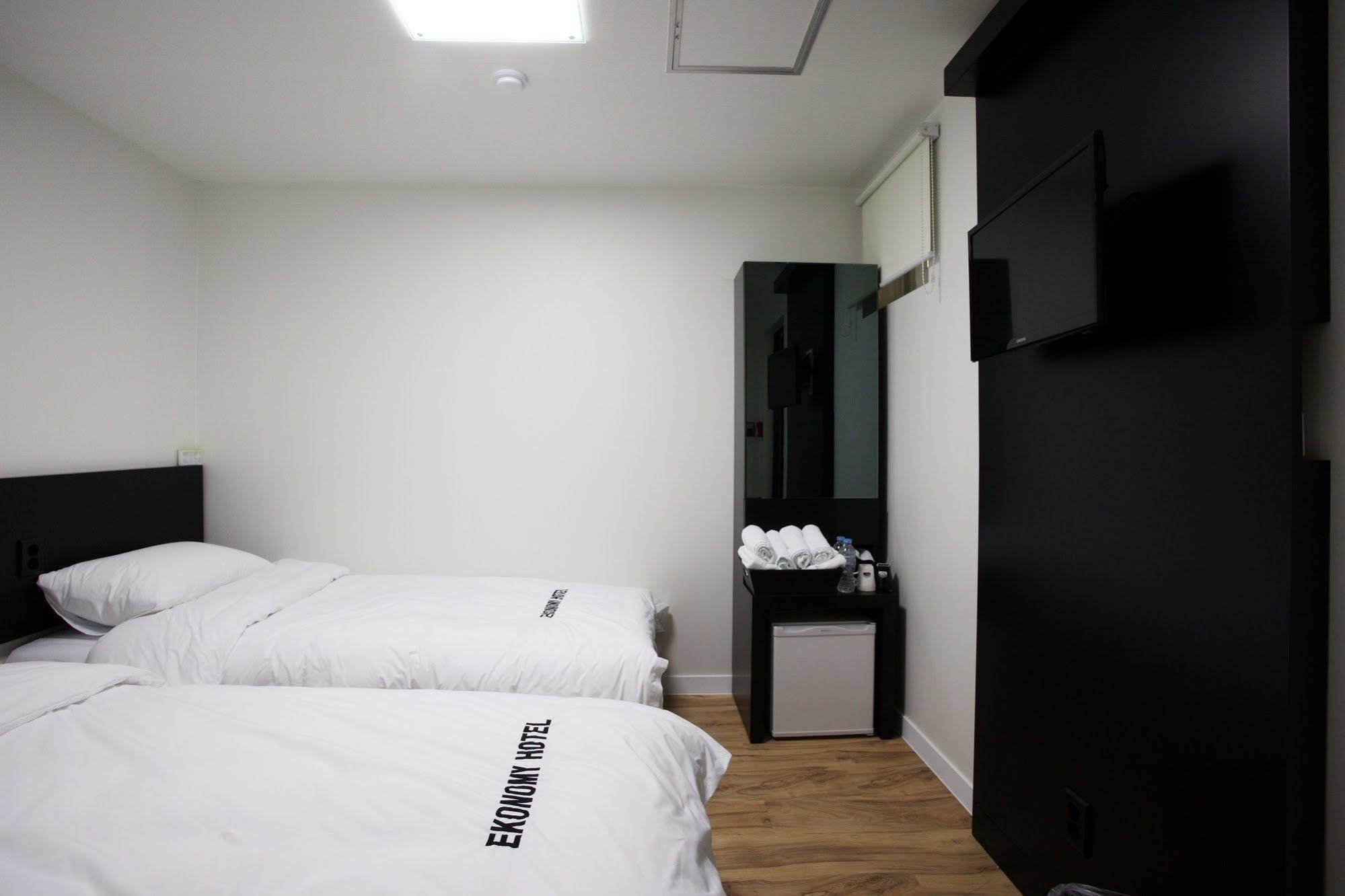 Ekonomy Hotel Myeongdong Central Σεούλ Εξωτερικό φωτογραφία