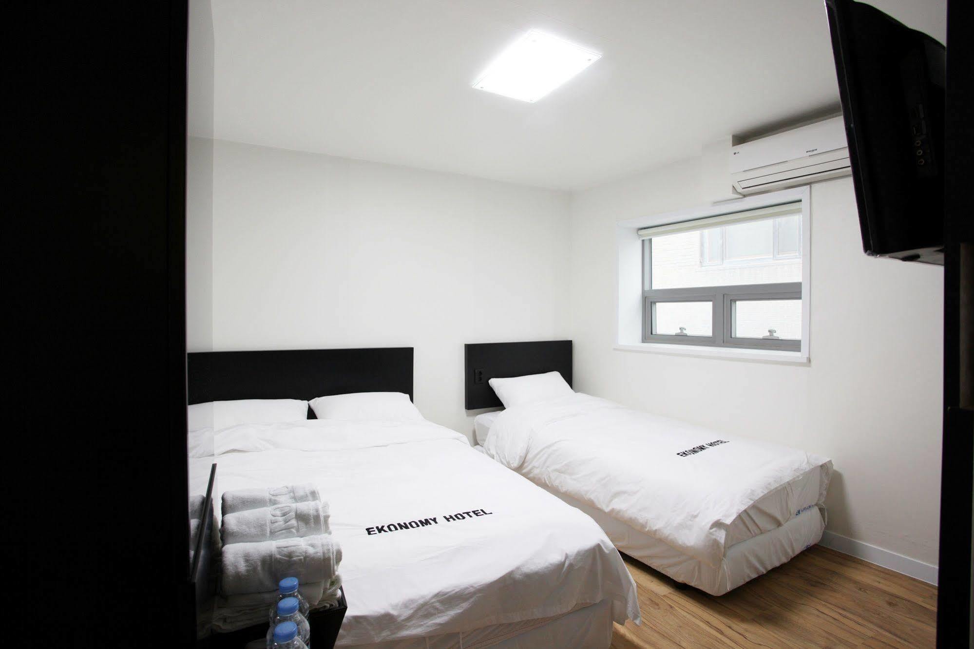 Ekonomy Hotel Myeongdong Central Σεούλ Εξωτερικό φωτογραφία