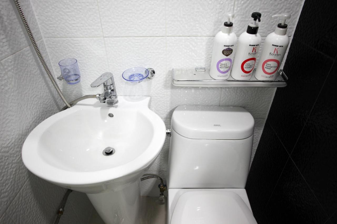 Ekonomy Hotel Myeongdong Central Σεούλ Εξωτερικό φωτογραφία
