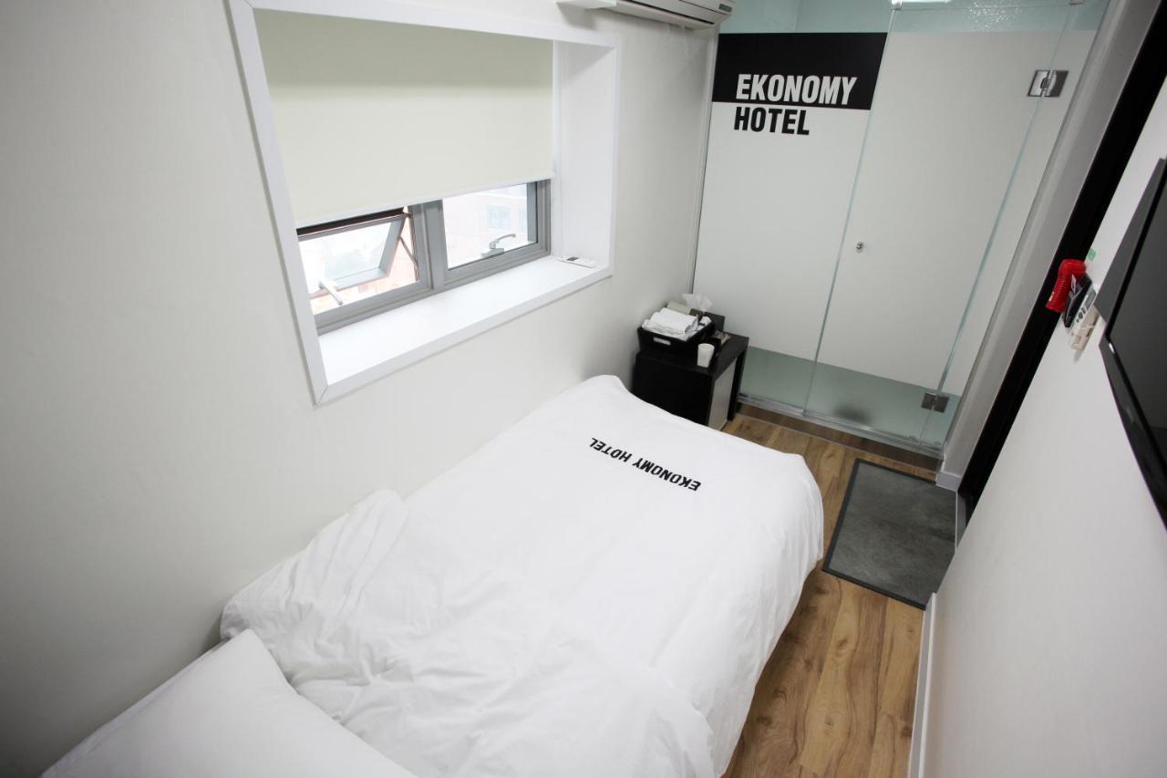 Ekonomy Hotel Myeongdong Central Σεούλ Εξωτερικό φωτογραφία